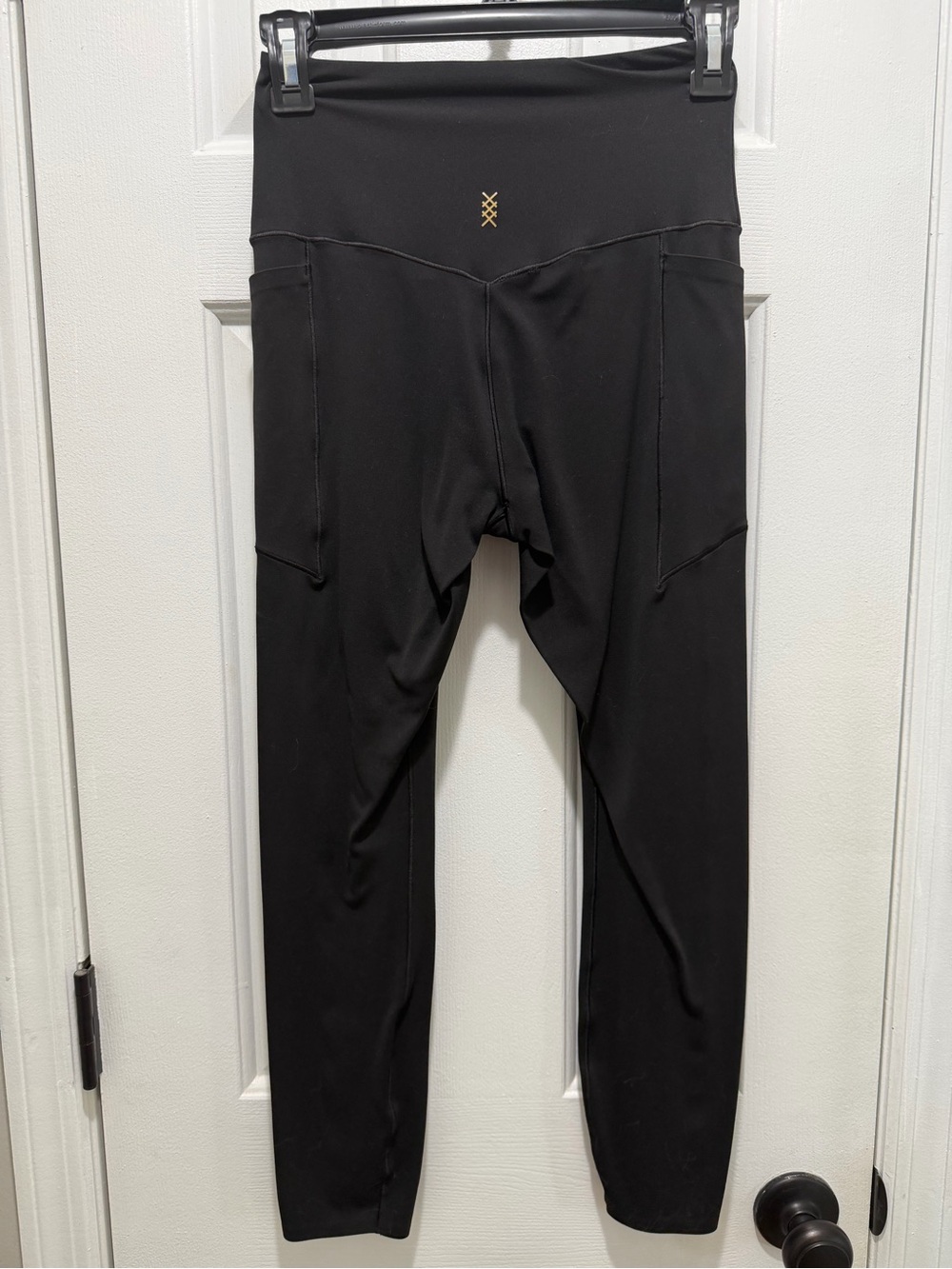 RHONE Revive Black High-Waist Active Leggings with pockets - Picture 2 of 3